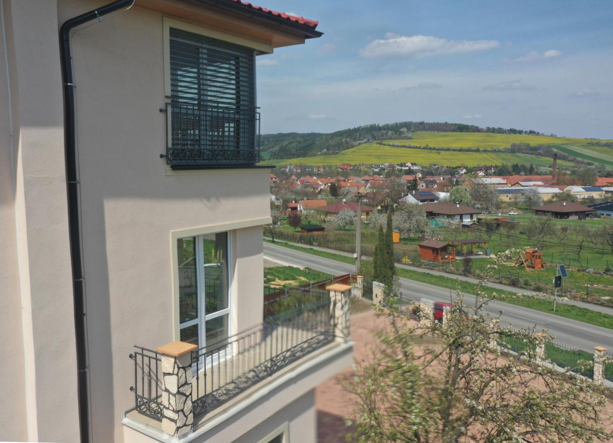 Penzion Renesance Drnovice (Blansko) Exterior foto